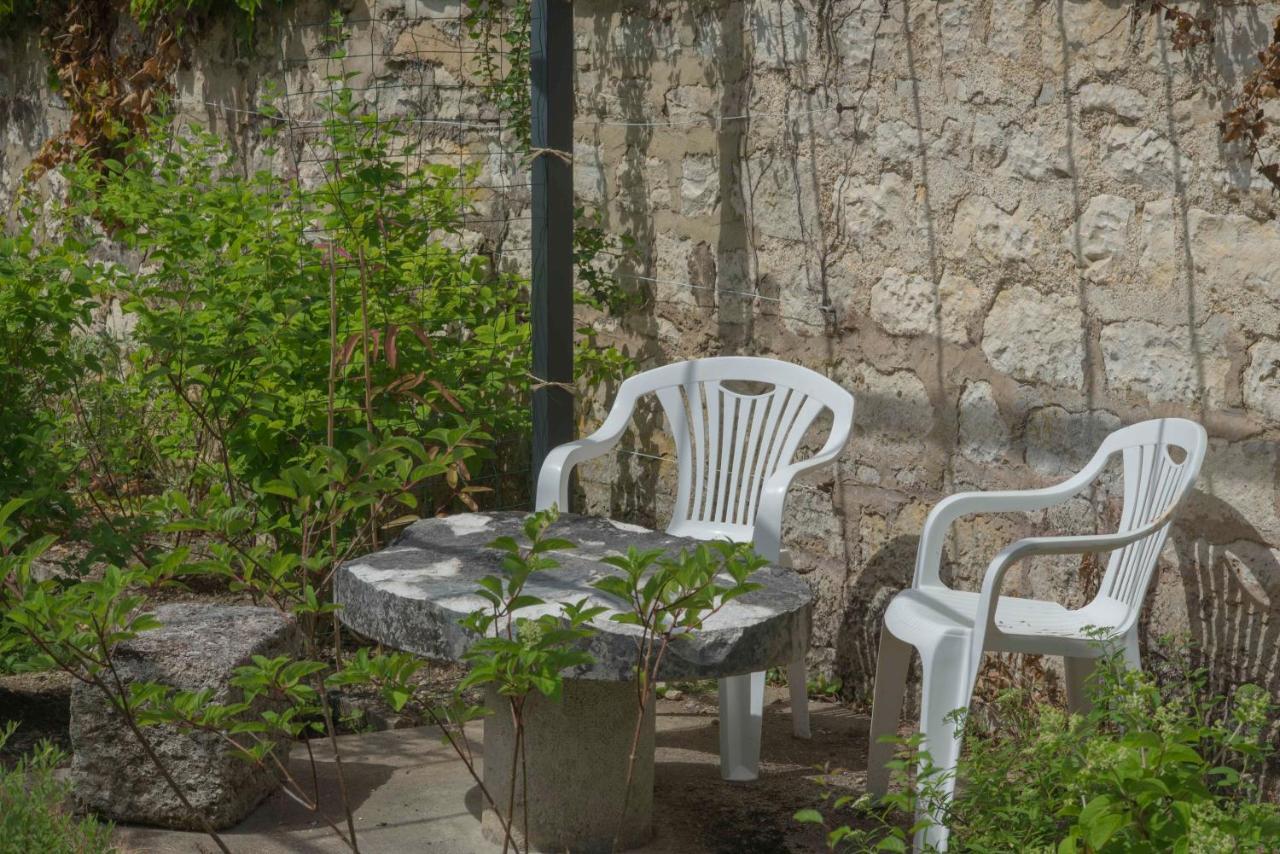 Villa Thaїs Tonnerre Buitenkant foto